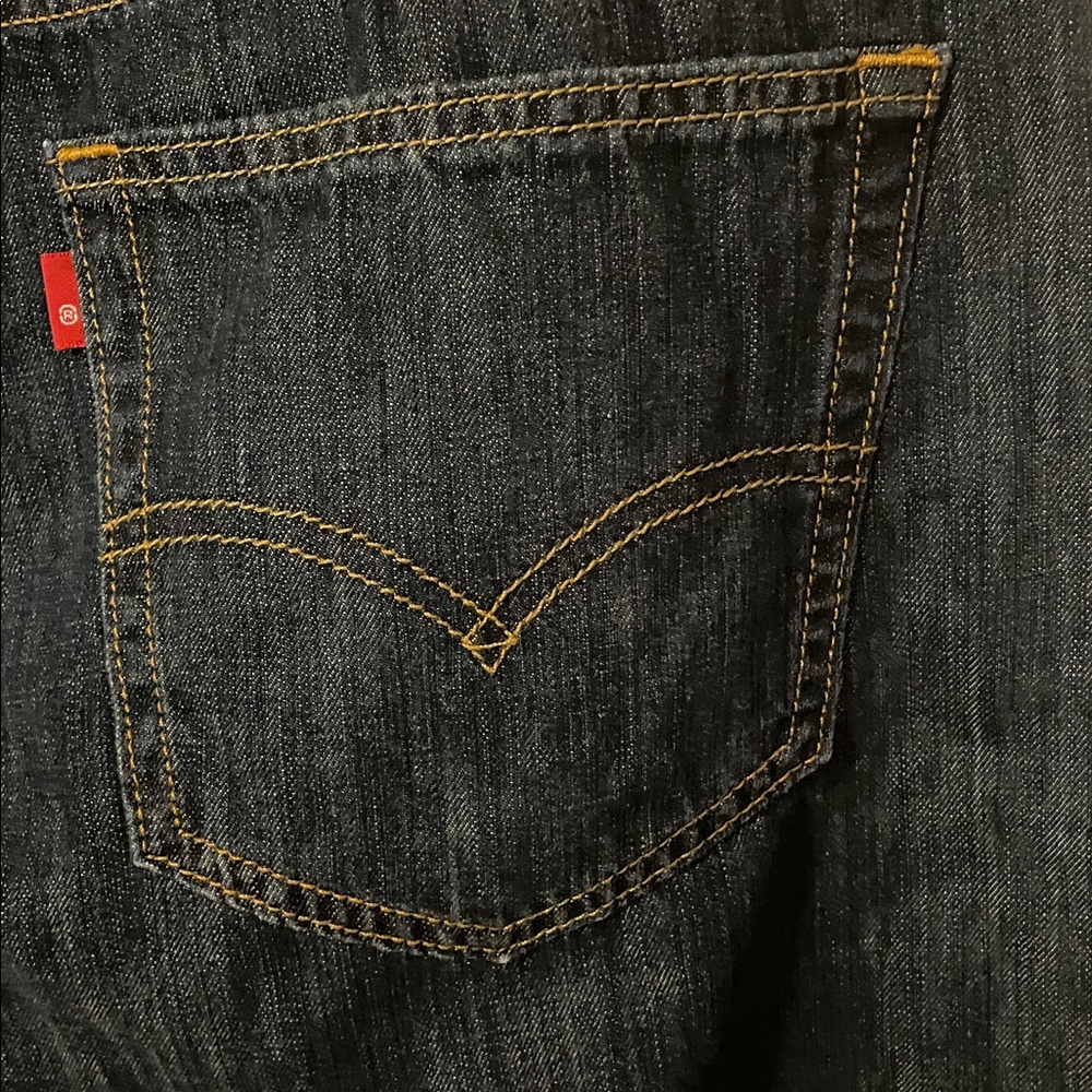 Men's  Levi’s Dark Blue Jeans Style 569 Zoe Size W 38 L 34 - Picture 4 of 6